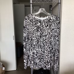 Very Nice Liz Claiborne Rayon/Spandex Shirt Sz Small