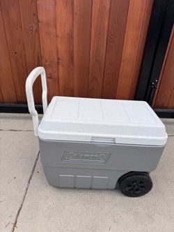 Coleman cooler 60qt