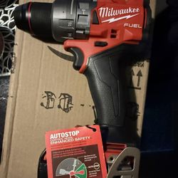 Milwaukee Hammer Drill 