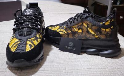 Versace Chain Reaction Size 11/44