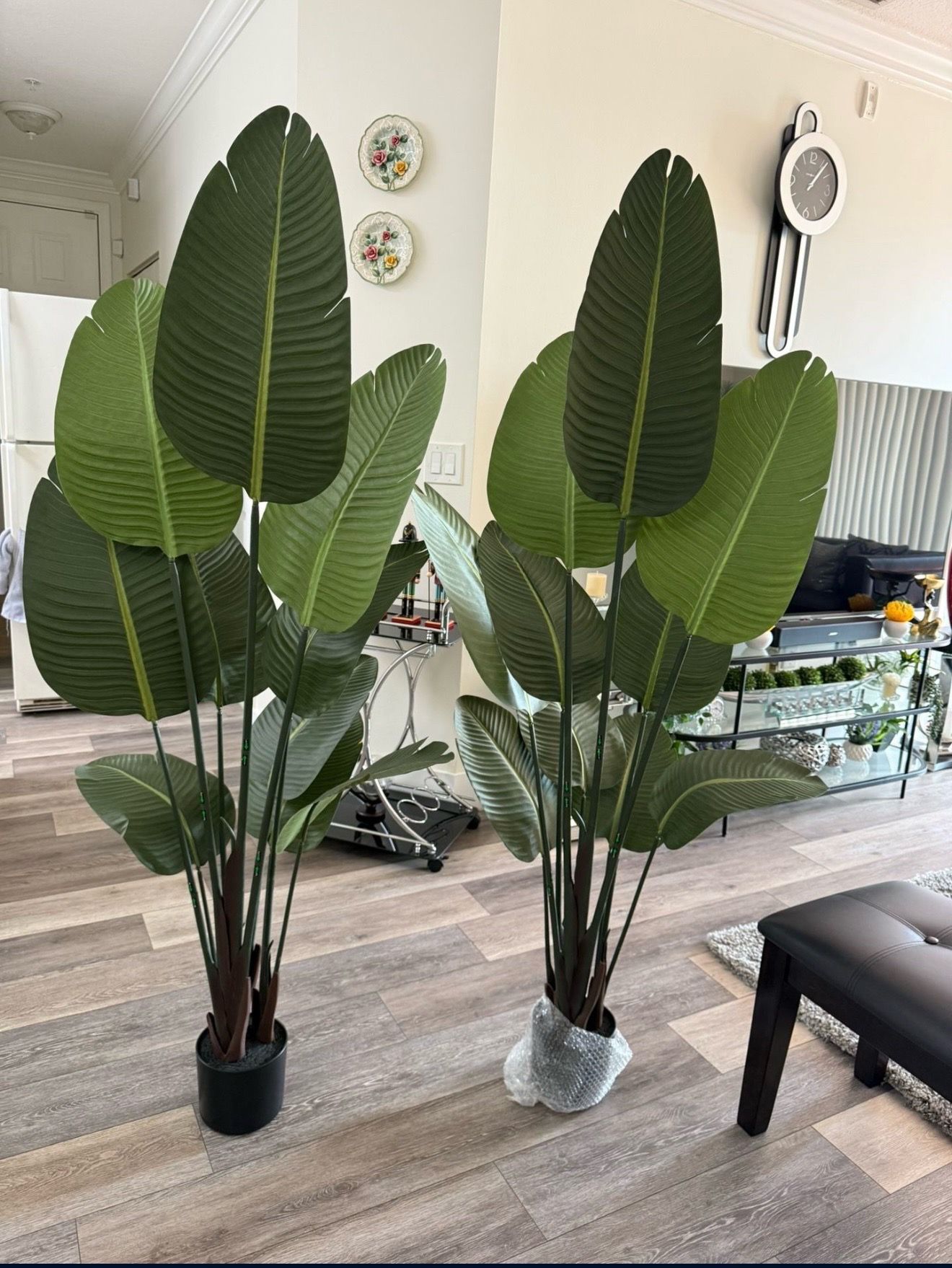 Pretty Artificial Plant 5 Ft Tall Set Of 2! Brand New