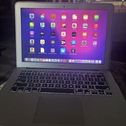MacBook Air 13-inch 2017 - Excellent Condition 