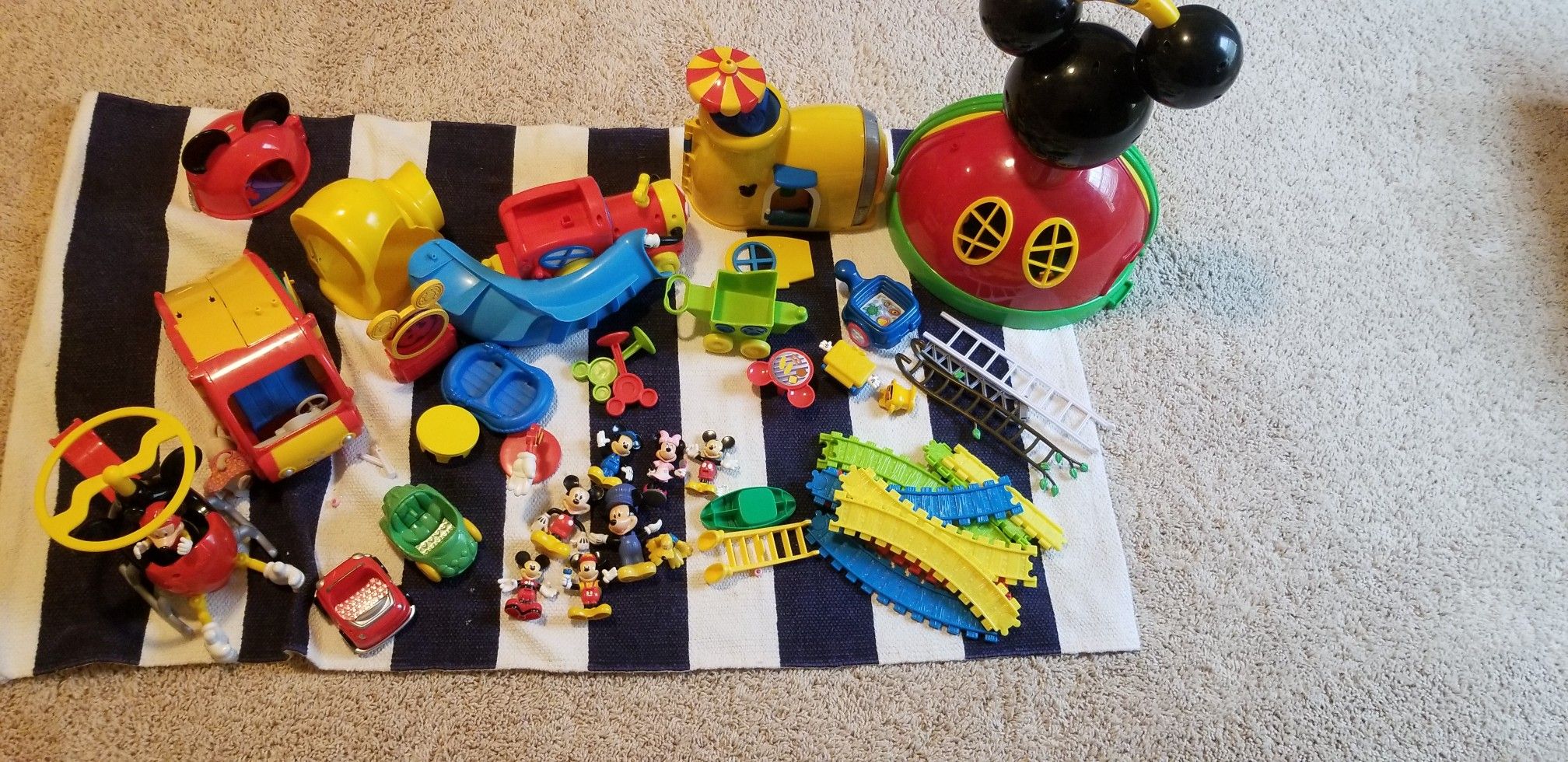 Mickey mouse club house toys