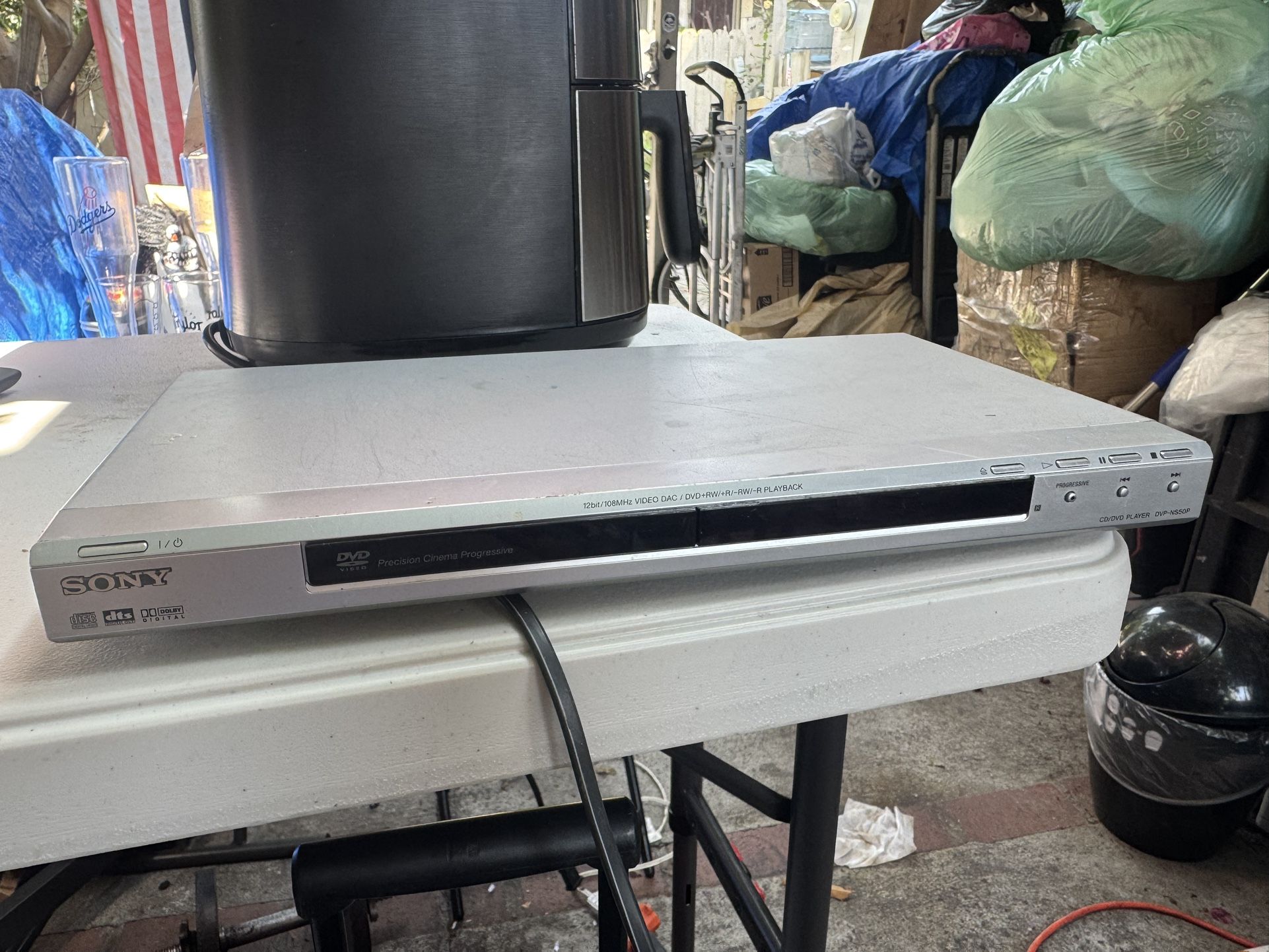 Sony DVD DVP-NS575P  CD/DVD Player  With Remote Progressive Scan, 