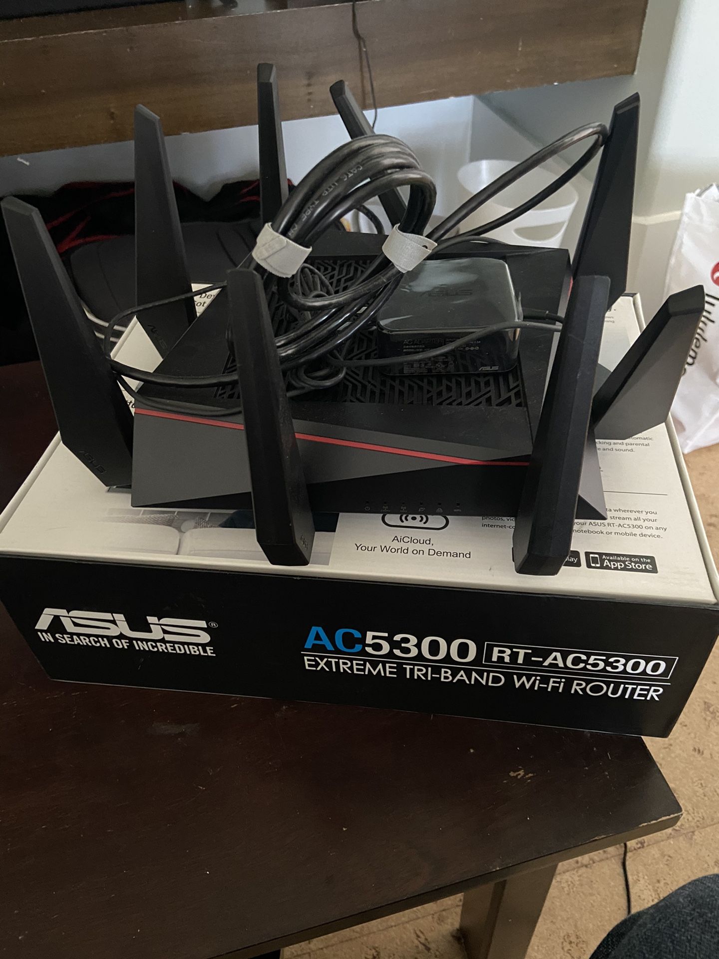 ASUS RT-5300 router