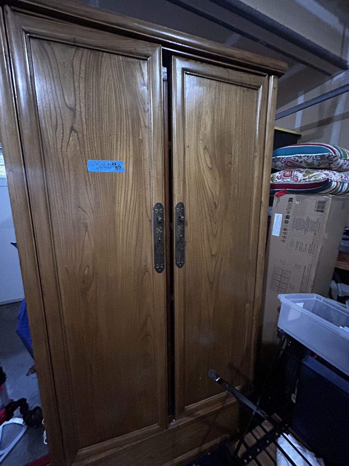 4 piece sturdy beautiful CUSTOM MADE WOOD FURNITURE