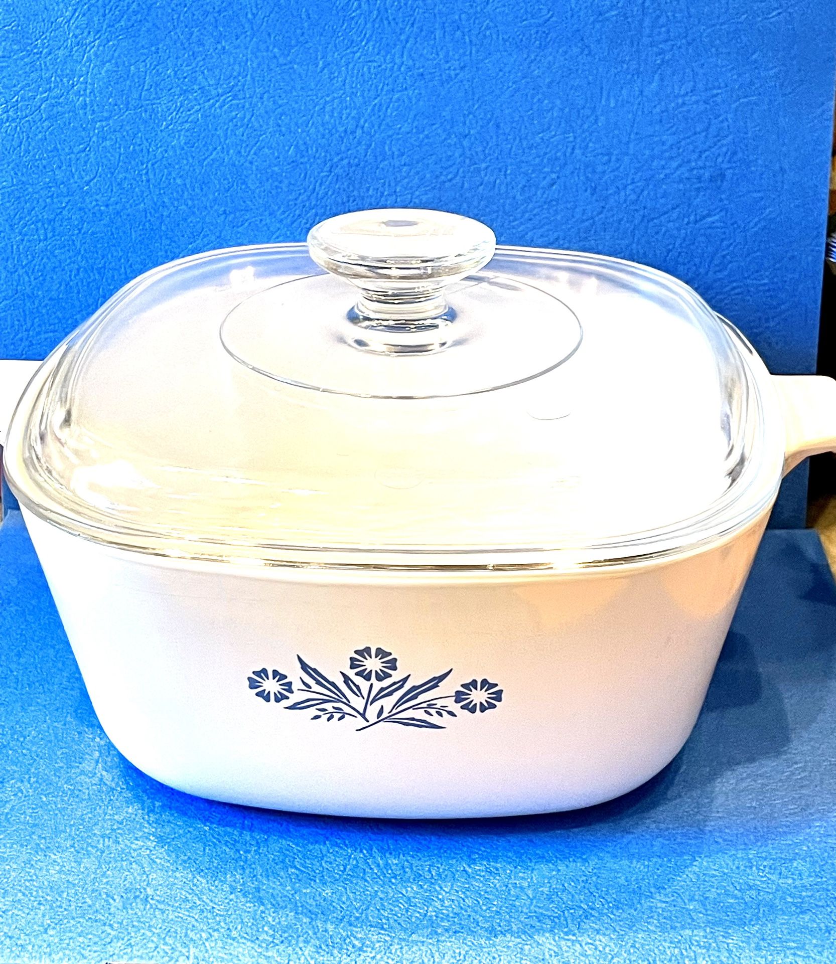 Vintage Corning Ware 2.5 Quart Dish