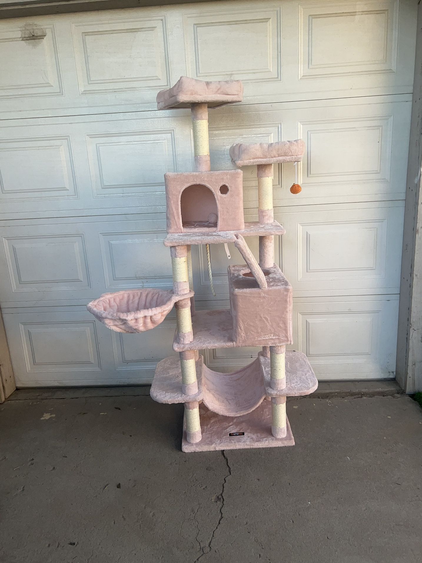 Árbol para gatos, torre grande para gatos de 66.1 pulgadas con 13 postes rascadores, 2 perchas, 2 cuevas, canasta, hamaca, pompones, condominio de fel
