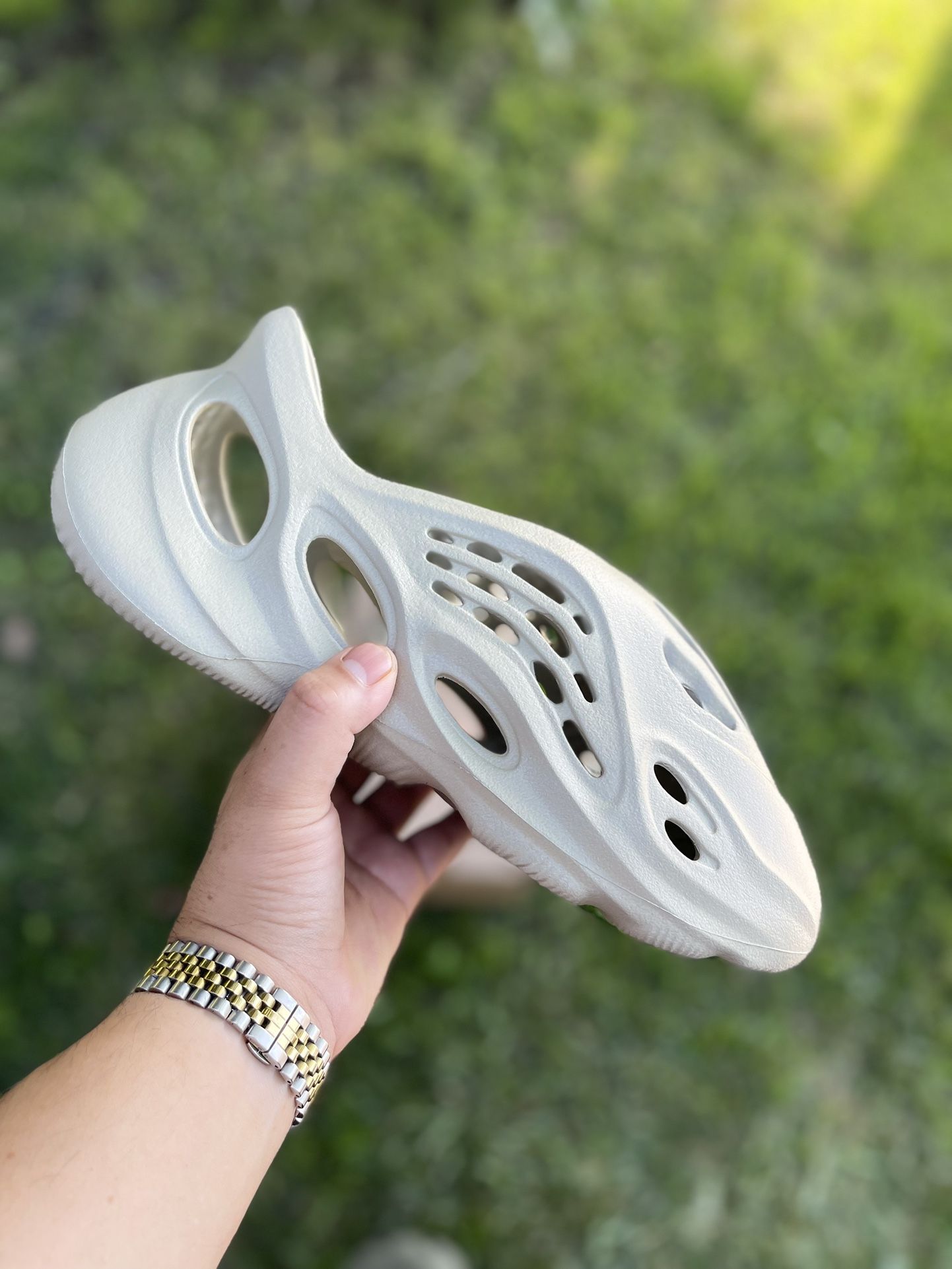 Yeezy Foam RNR Size 10M