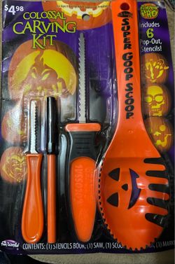 Pumpkin carving kit