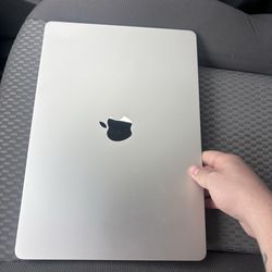 2023 MacBook Air 15”