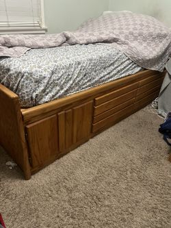 Solid Wood Twin Bed 