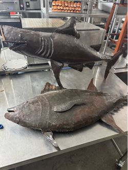 Metal fish