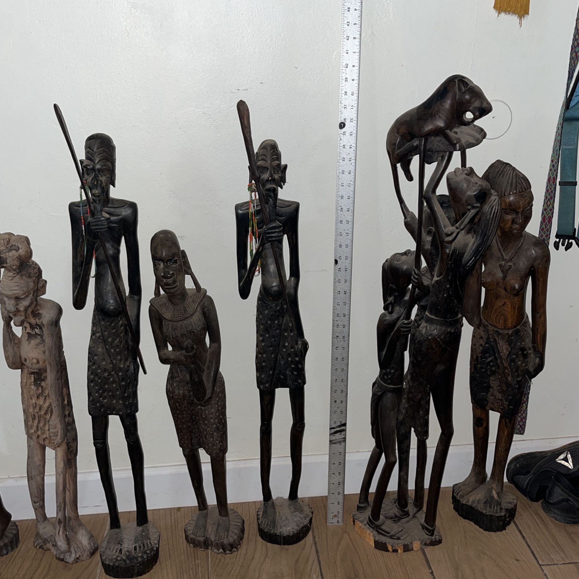 9 STATUES WOODEN AFRICAN