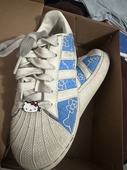 Hello kitty adidas
