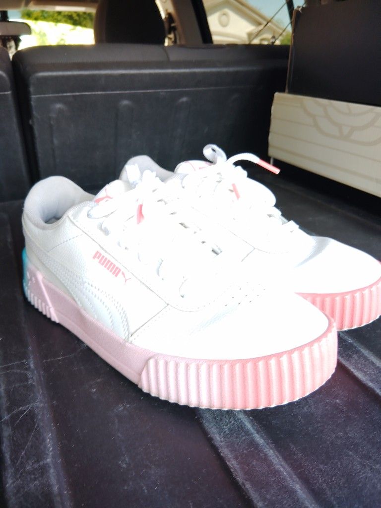 Puma Shoes Size 8 Women 