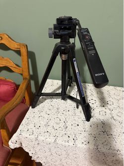 Camera tripod