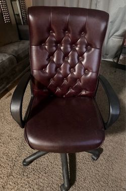 Boss brand leather office desk chair burgundy / brown