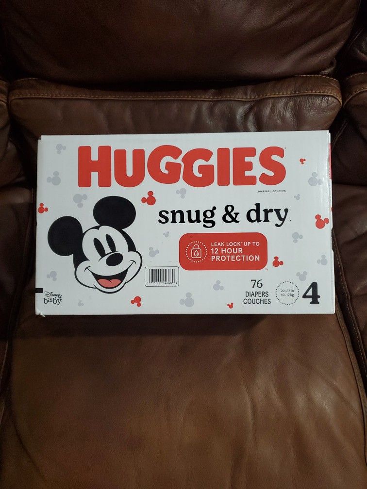 Huggies SNUG AND DRY Disposable Diapers: Size 4 (76 Count)