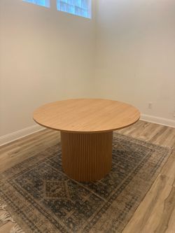 Wood Modern Round Table