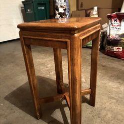 Drexel Heritage Wooden Side Table Plant Stand with Pull Out Shelf