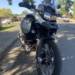 2024 BMW F900 GSA
