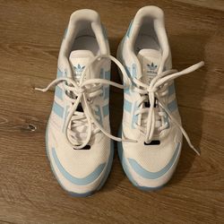 Adidas women shoes US 7