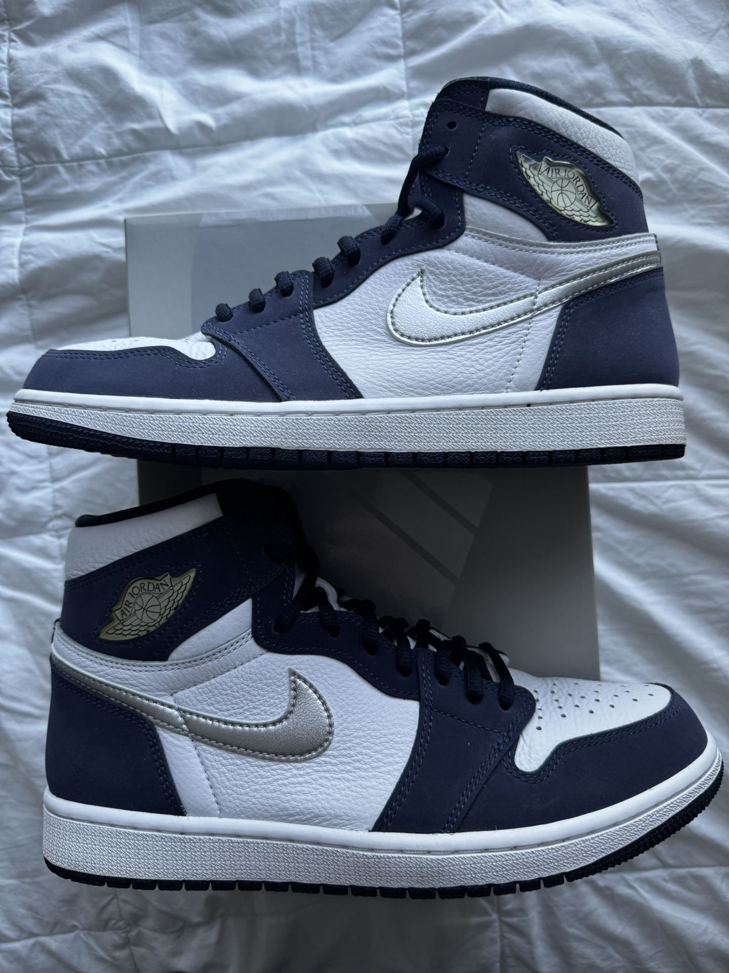Nike Air Jordan 1 Men's Retro High https://offerup.com/redirect/?o=Q08uSlA= Size 9.5 Midnight Navy