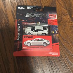 maisto porsche taycan turbo s