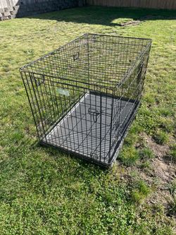Dog crate pet crate kennel