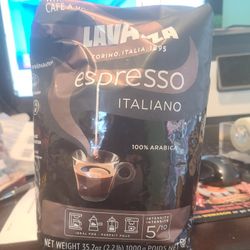 Lavazza Espresso Italiano Whole Bean Coffee Blend, 2.2 Pound (Pack of 1).