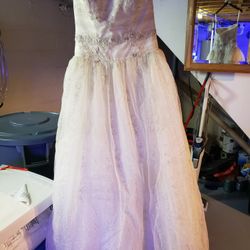 White Lace Wedding Dress