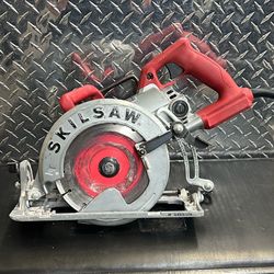 Skilsaw SPT77WM 7 1/4” Mag Worm Drive Framing Circular Saw