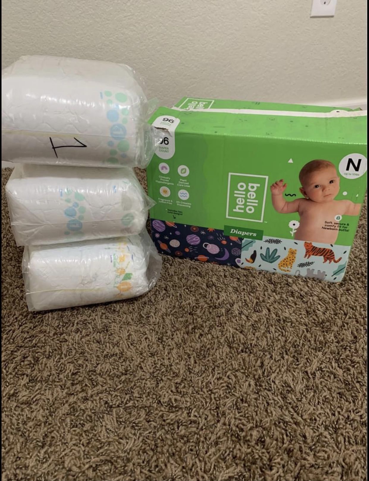 Size 1 diapers and size Newborn diapers