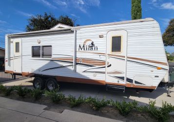 09 Milan RV Trailer 26 ft with Slide Out