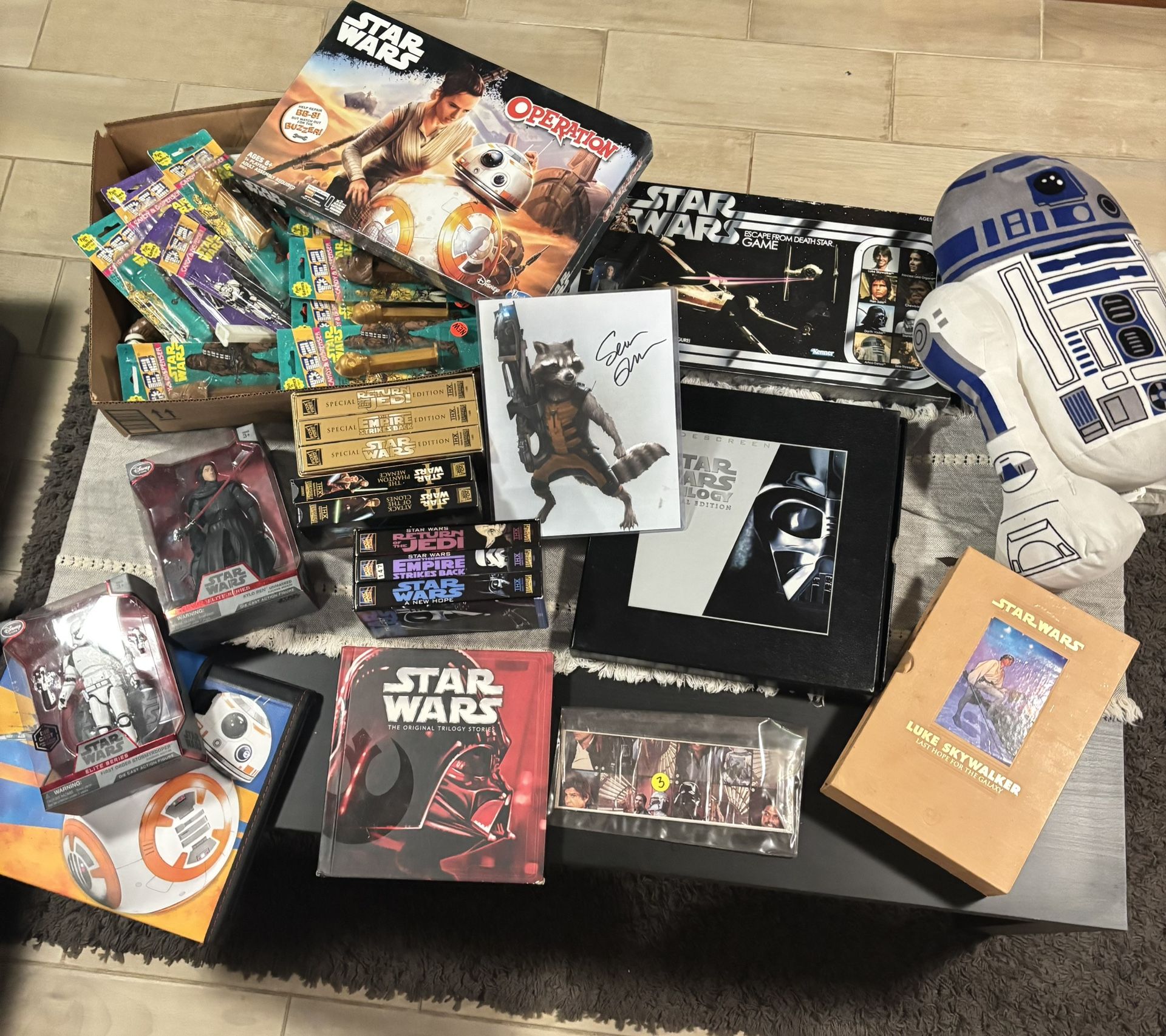 Star Wars Collectables + Signature