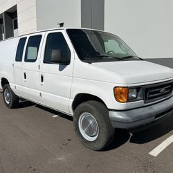 2006 Ford E250 ECONOLINE CARGO VAN 