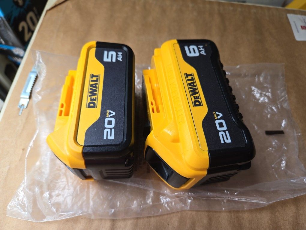 DEWALT 20VMAX BATTERIES 5.0AH AND 6.0AH NEW