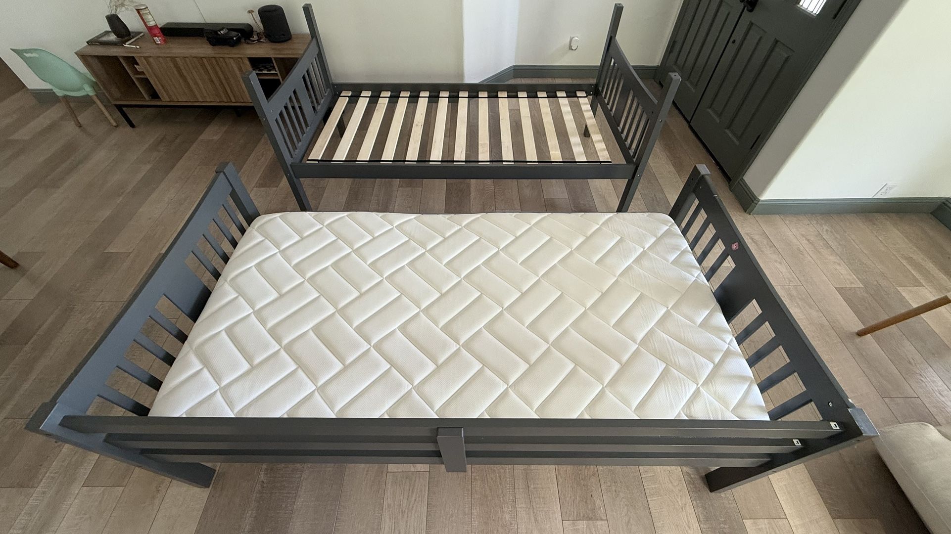 2 Single Bed frames & 1 Single Mattress