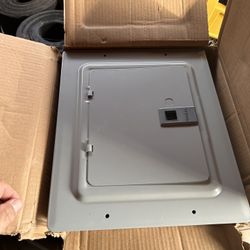 New Siemens EQ 125 Amp 8-Space 16-Circuit Main Lug Outdoor Load Center