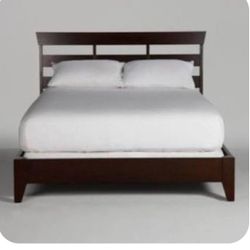 Ethan Allen Horizon King Bed Frame