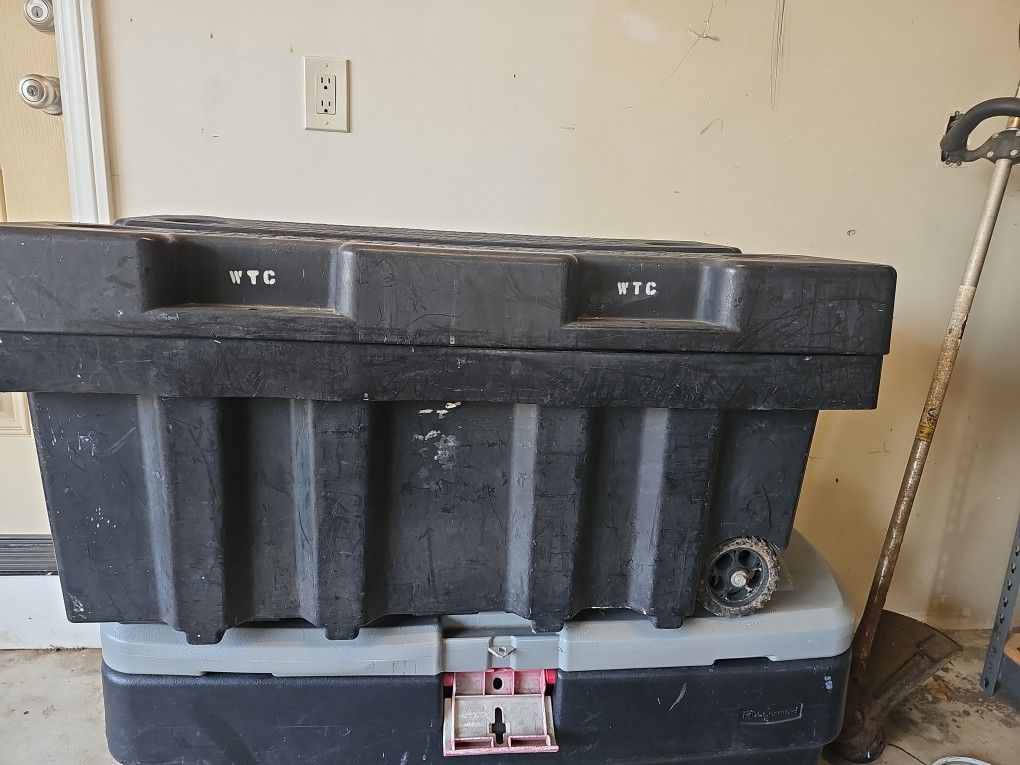 XL Rolling Tool Box