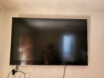 52” LG smart TV with HDMI connections