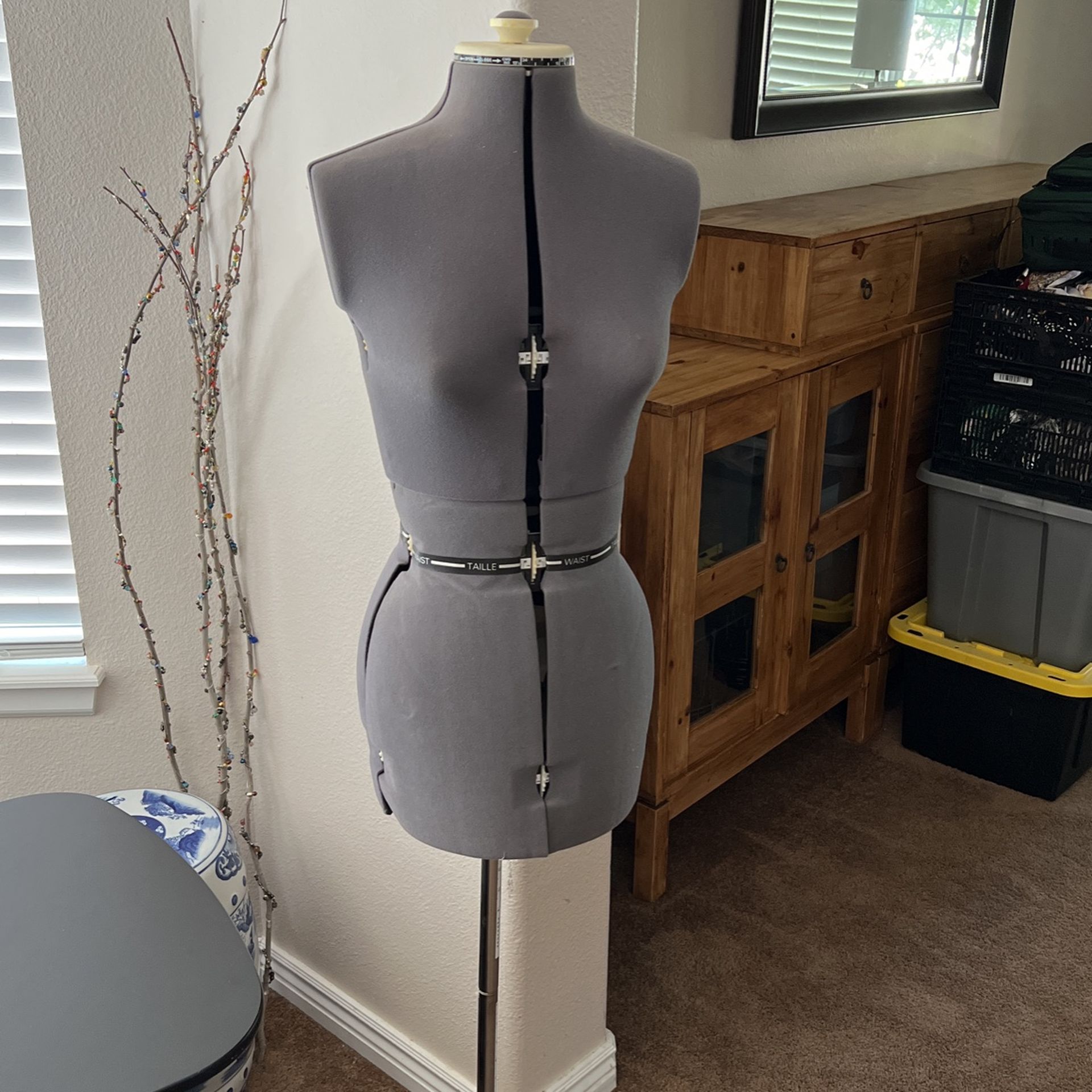 Adjustable Mannequin Dress Form for Sale in Aurora, CO OfferUp