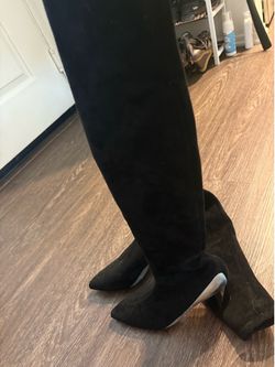 Shoe boots