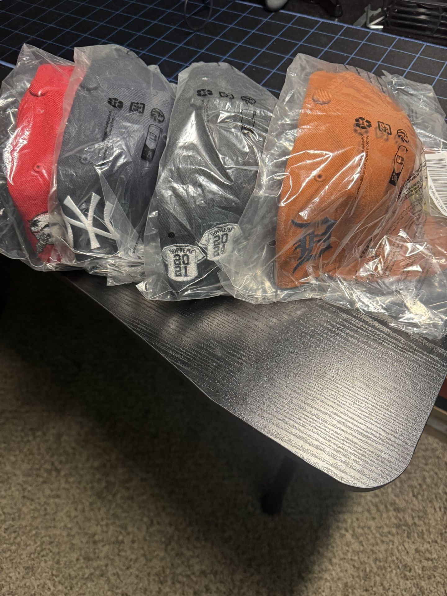 Supreme Fitted 7 1/8
