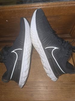 Nike React Infinity Run Flyknit 2 Sz 10.5