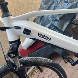Yamaha CrossCore RC electric bicycle