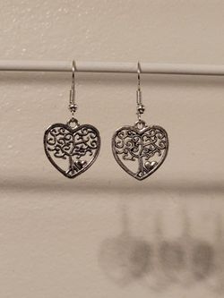 Silver-plated Heart Earrings