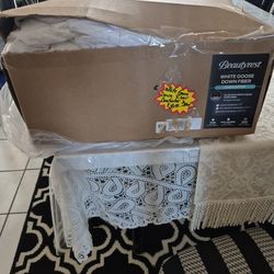 Beautyrest white goose down fiber comforter